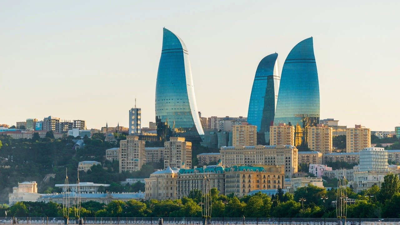 FANTASTIC BAKU